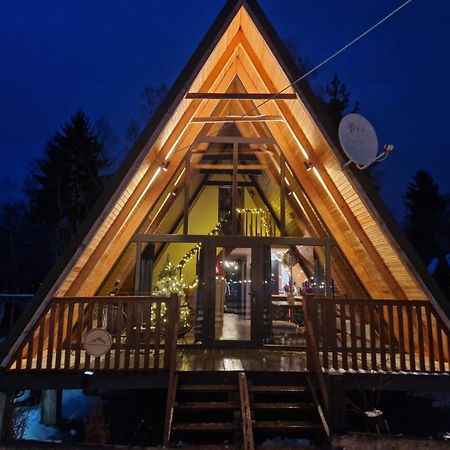Harmony Villa Lupeni Straja Екстериор снимка