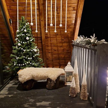 Harmony Villa Lupeni Straja Екстериор снимка