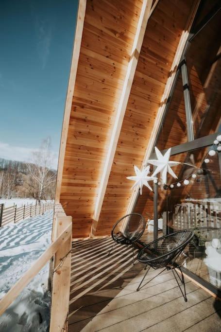Harmony Villa Lupeni Straja Екстериор снимка